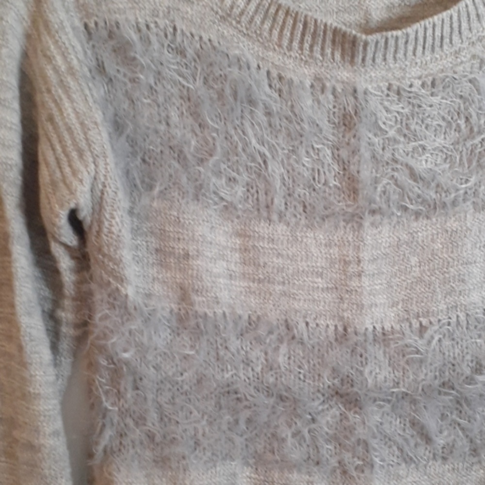 Sweater - Picture 2 of 3